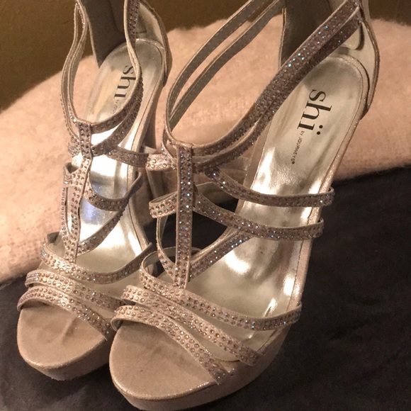 Shi sparkly champagne heels - Picture 3 of 6